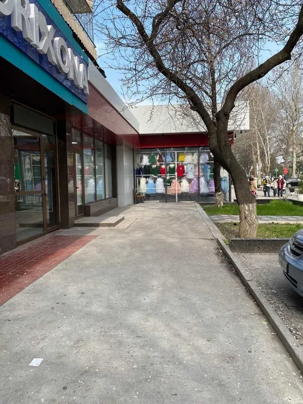 Аренда помещения 7 кв.м. рядом с метро Беруни, у дороги с парковкой. 2