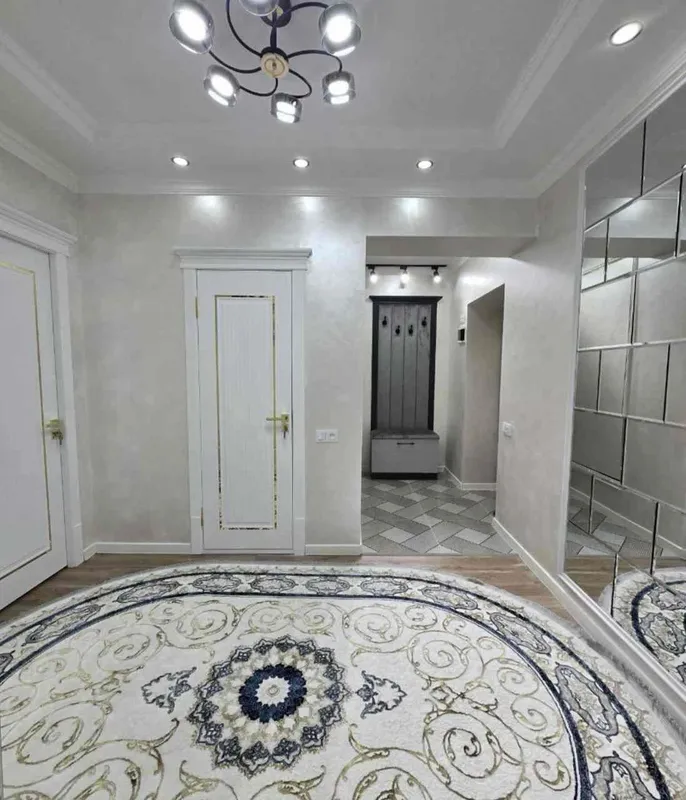 Bektemir tumani Qoʻyliq bozori oldida 5