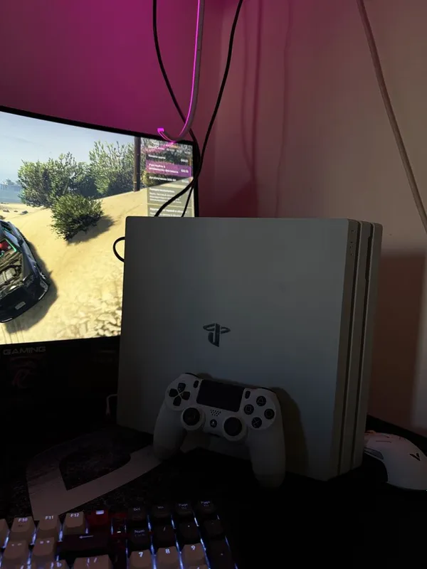 Playsition 4 pro 1 TB 5 Playsition 4 pro 1 TB 5