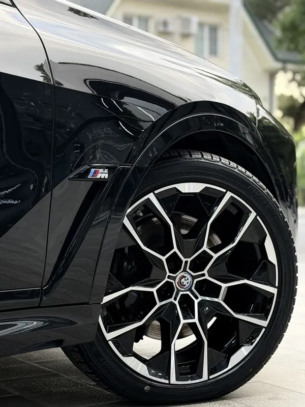 Bmw x7 m60i full kraska toza 9