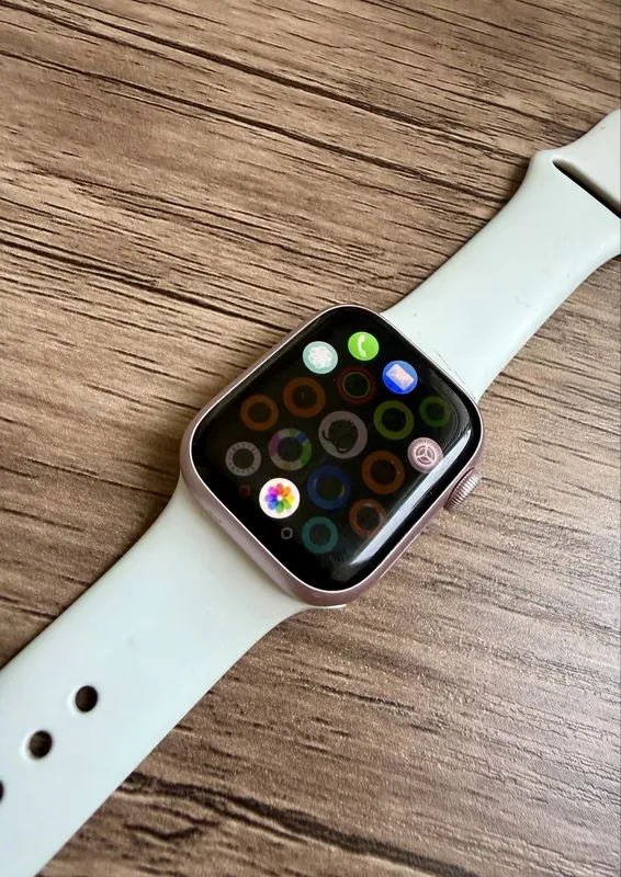Apple Watch 9 41 MM 2 Apple Watch 9 41 MM 2