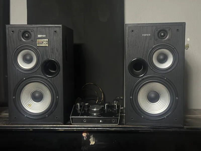 Edifer va m audio 2x2 1 Edifer va m audio 2x2 1