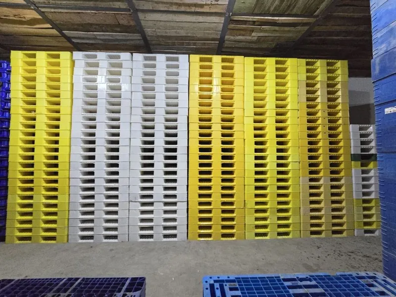 Пластиковые поддоны паллеты паддон plastik poddon pallet paddon 1 Пластиковые поддоны паллеты паддон plastik poddon pallet paddon 1