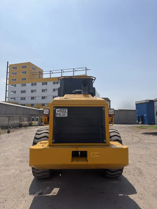 Фронтальный погрузчик Liugong 855 3 куб. 3 Фронтальный погрузчик Liugong 855 3 куб. 3