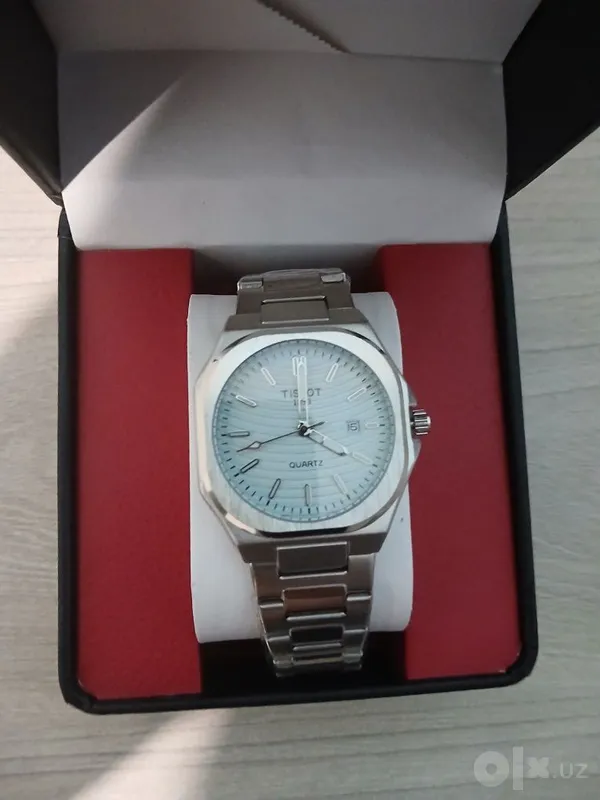 Soatlar Rolex va Tissot 6 Soatlar Rolex va Tissot 6