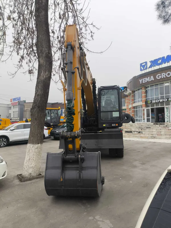 Колесный гидравлический экскаватор XCMG XE150WD — фото 3