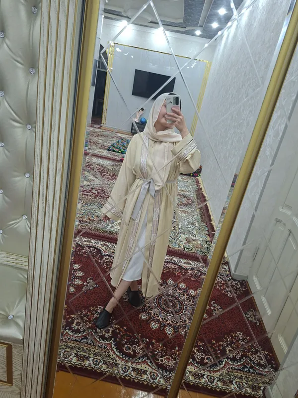 Продаётся новая абайя с шарифом, цена 400 2 Продаётся новая абайя с шарифом, цена 400 2