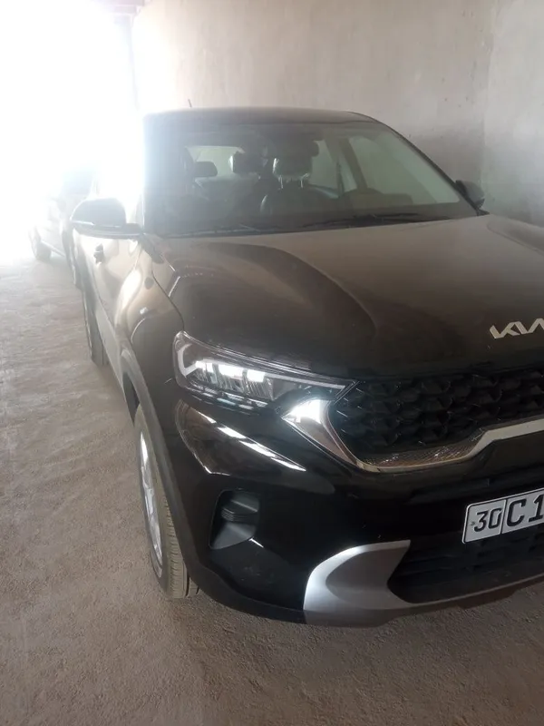Kia Sonet 1-pozitsiya yangi 1250km yurgan mexanika — фото 2