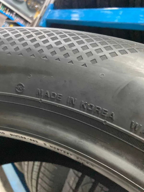 Nexen Nblue 235/55/19 4