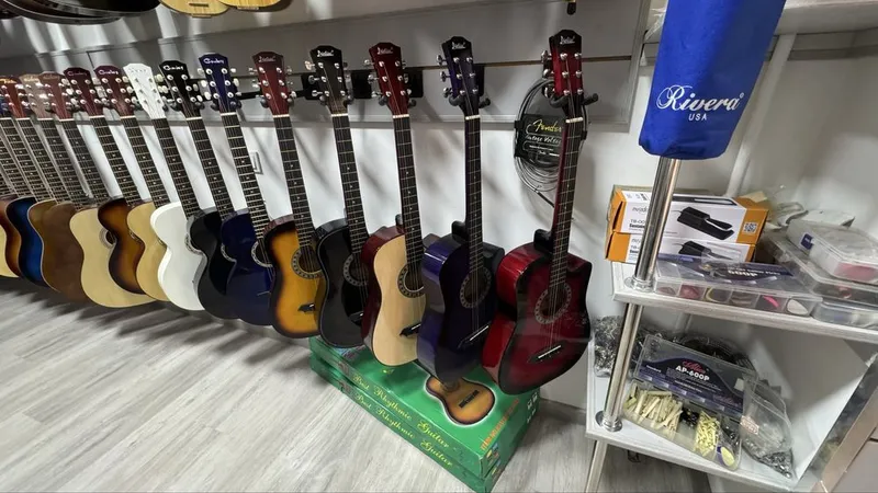 Gitara 38 jielise
