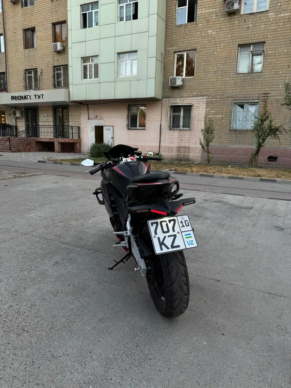 Продаётся мотоцикл 400cc 4 Продаётся мотоцикл 400cc 4