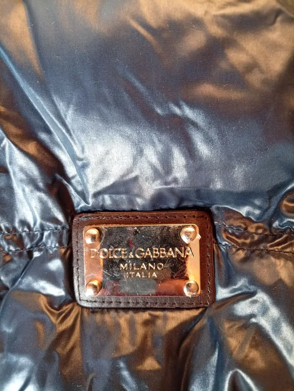 Dolce&Gabbana kurtkasi, holati a’lo 2