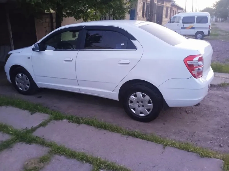 Chevrolet Cobalt sotiladi