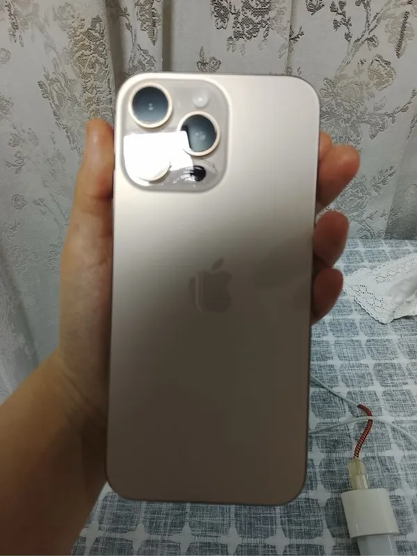 I PHONE 16 pro max LLA 256 esim desert rose