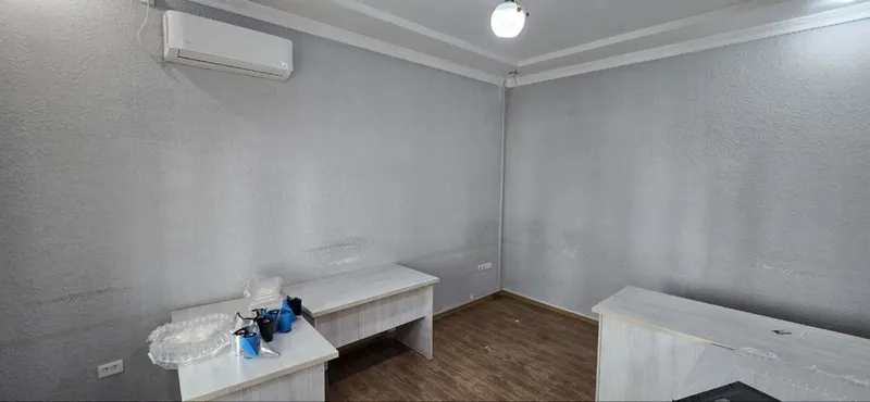 Сдается в аренду офисное помещение 135 м². 1