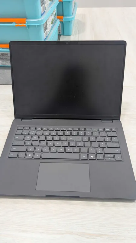 Dell Pro 14 2025 Dell Pro 14 2025