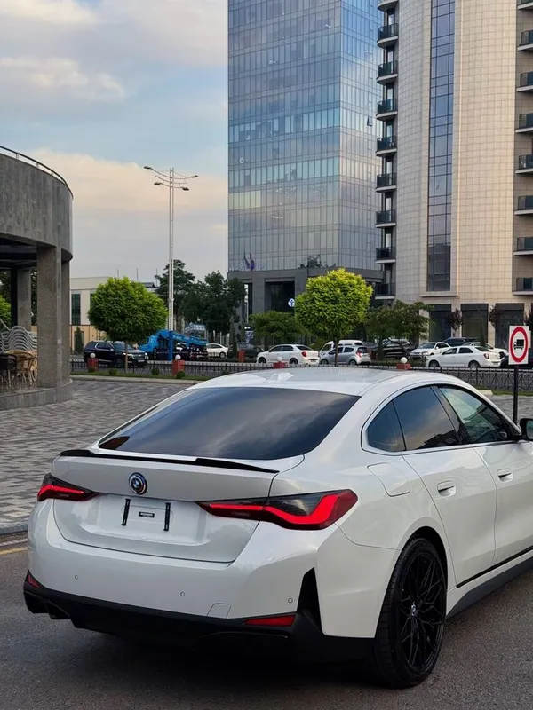 BMW iM4 2023 model zor proekt — фото 1
