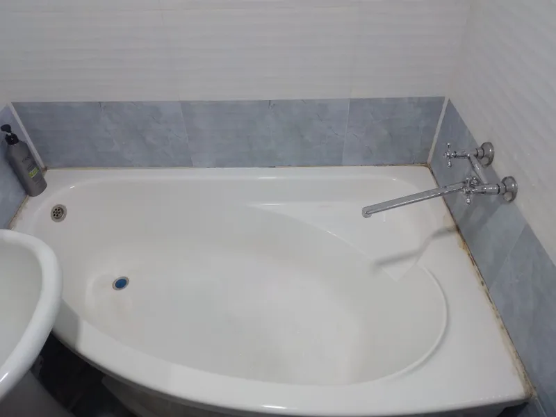 Vanna srochna sotiladi