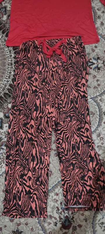 Pijama to‘plami, uy kostyumi, 52-o‘lcham 2 Pijama to‘plami, uy kostyumi, 52-o‘lcham 2