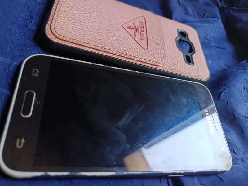 Telefon