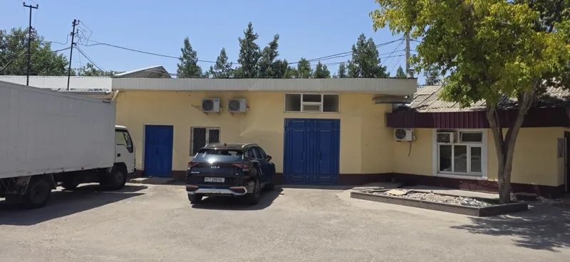 Срочно в аренду Помещения под офис и складские помещения 5