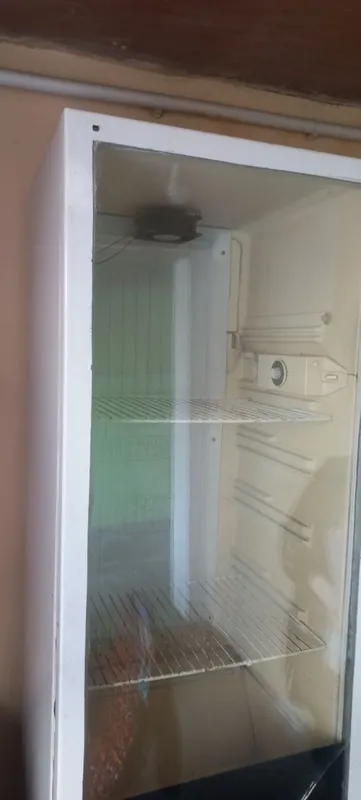 Muzlatgich Rassiyiski xolati yaxshi vitrina qilingan — фото 3