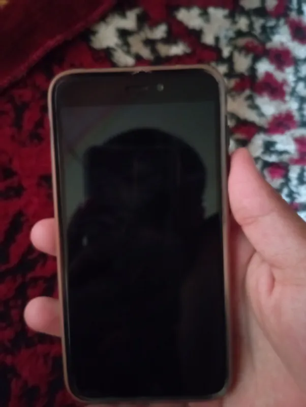 Xiaomi redmi 4 telefoni bateriya qoʻyib ishlatilad Xiaomi redmi 4 telefoni bateriya qoʻyib ishlatilad