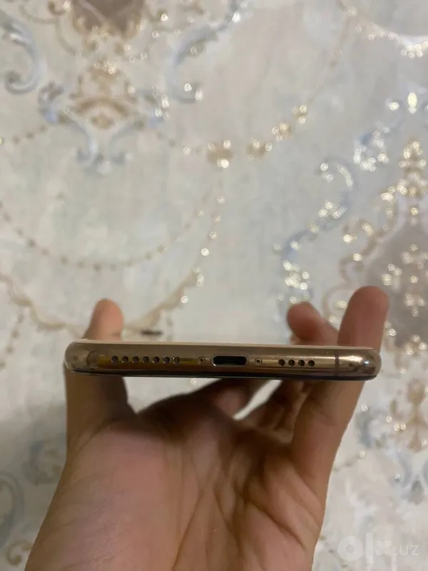 iPhone XS Max срочно 3 iPhone XS Max срочно 3