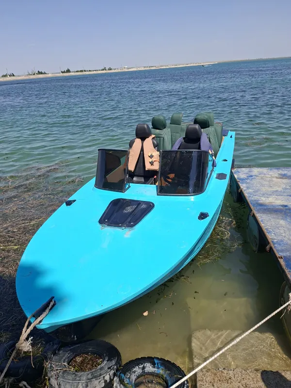 Lodka Amur yangi 1