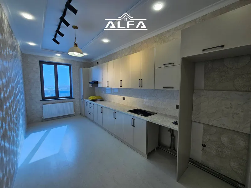 3-комнатная, 90 м², 5-й этаж. 2 3-комнатная, 90 м², 5-й этаж. 2