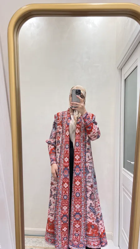 Abaya Dubai yengi kiyilmagan