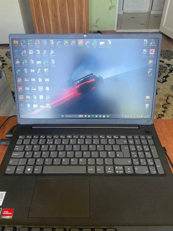 Lenovo Noutbook 8/512 GB Ryzen 5 holat yangi batareyka boryogi 77sikl — фото 1 Lenovo Noutbook 8/512 GB Ryzen 5 holat yangi batareyka boryogi 77sikl — фото 1