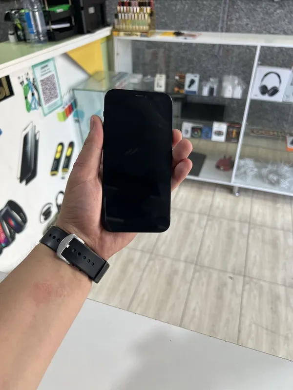 Iphone 12 radnoy srochna 7