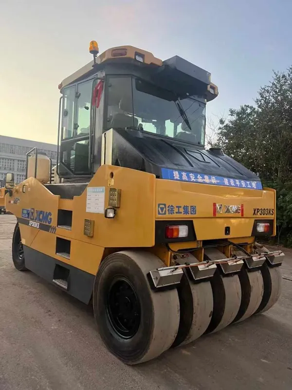 Katok pinima xcmg 30 tonnalik 2