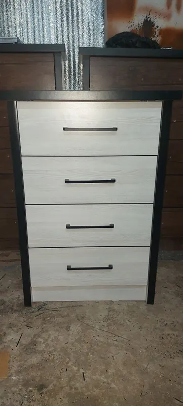 Komod komod dastafka besplatna razmer visata 94 shirina 65 glubina 45 Komod komod dastafka besplatna razmer visata 94 shirina 65 glubina 45