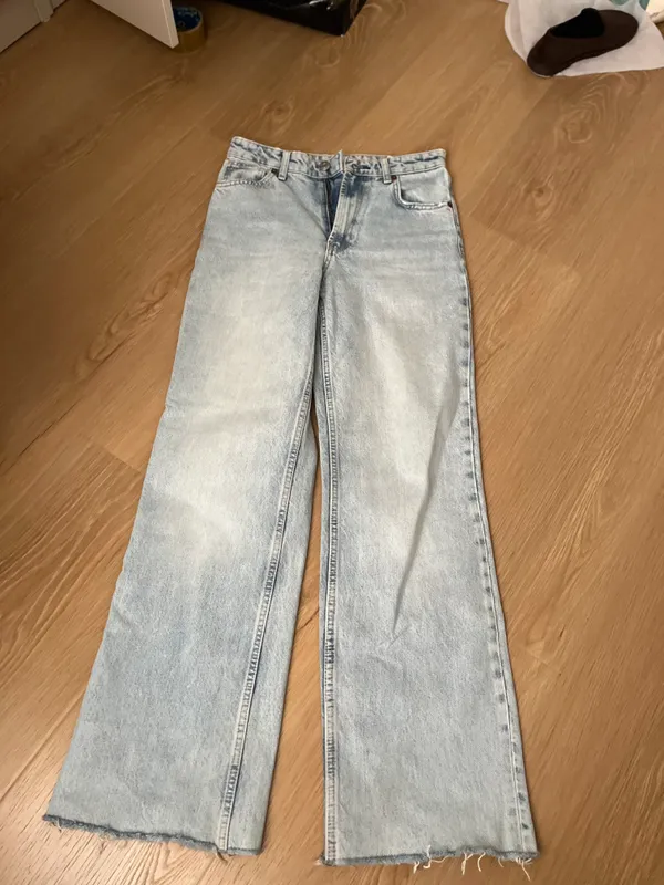 Продаю Джинсы Zara 2