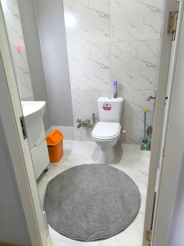 Полностью меблированная квартира 60 м² в Oqtepa Sohil Boyi | Паркинг — фото 5