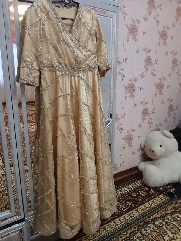 Elegantniy vecherniy kulak.