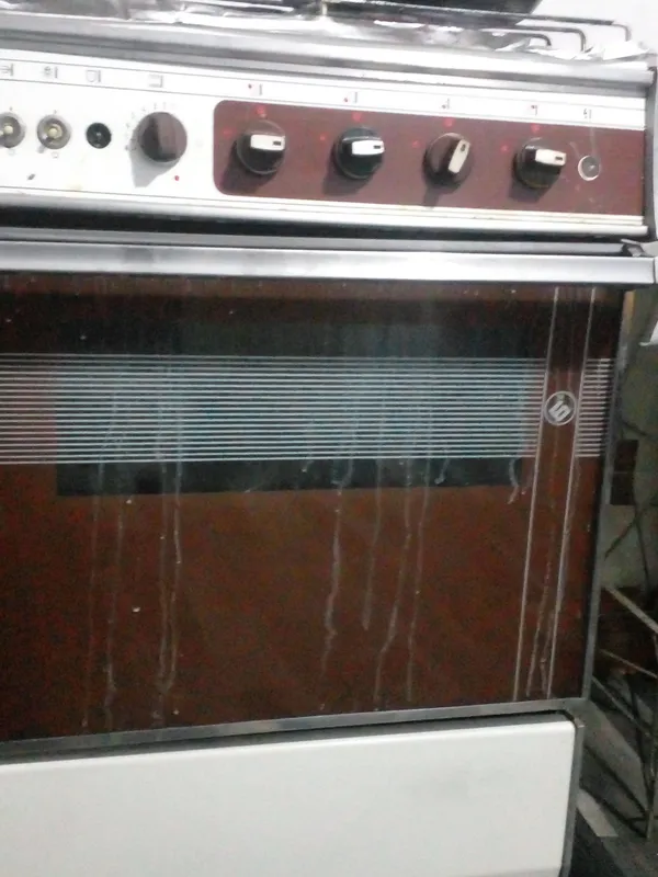 ishlab turgan gaz plita 800 ming som srochna