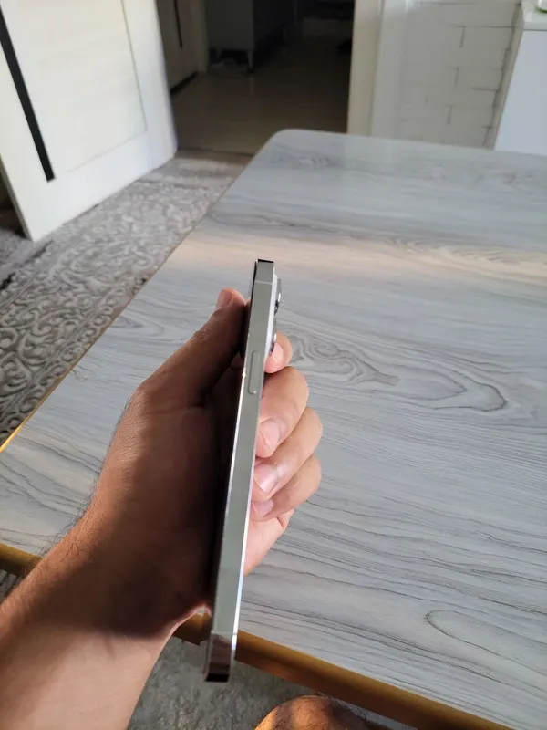 Iphone 14 pro max 3