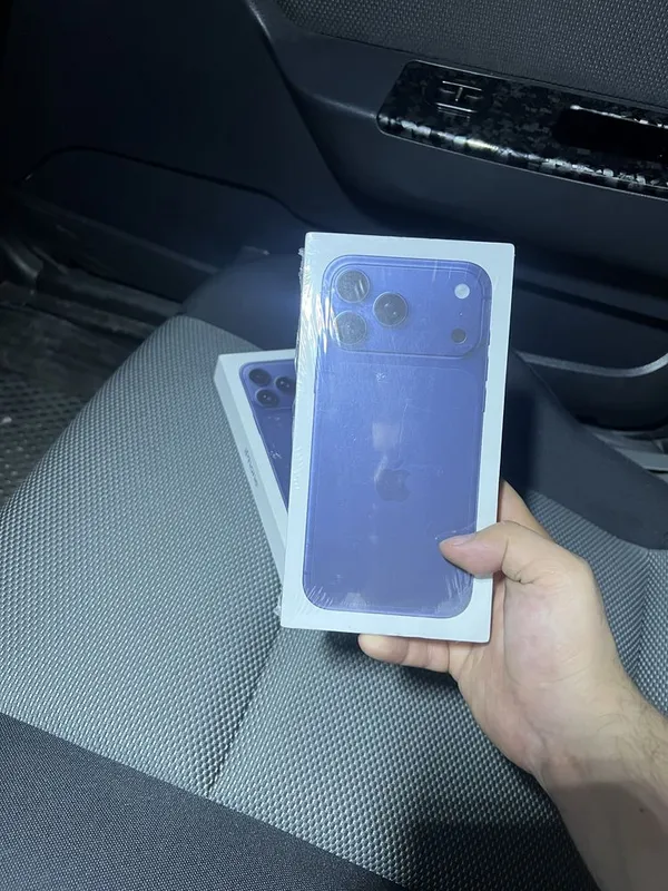 iPhone 17 Pro Max 256GB Silver CH/A DUAL SIM — новый, запечатанный