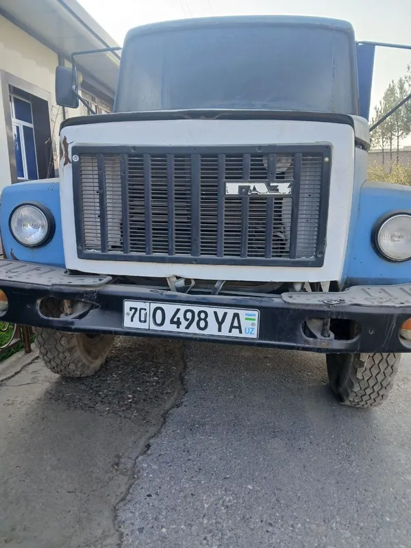 Gaz 52 sotiladi. КЕЛИШТИРИБ БЕРАМИЗ 1