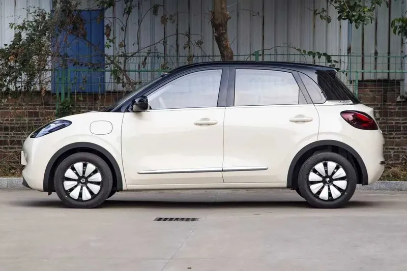 Новый электромобиль GM Wuling Bingo Full, авто в Ташкенте — фото 1