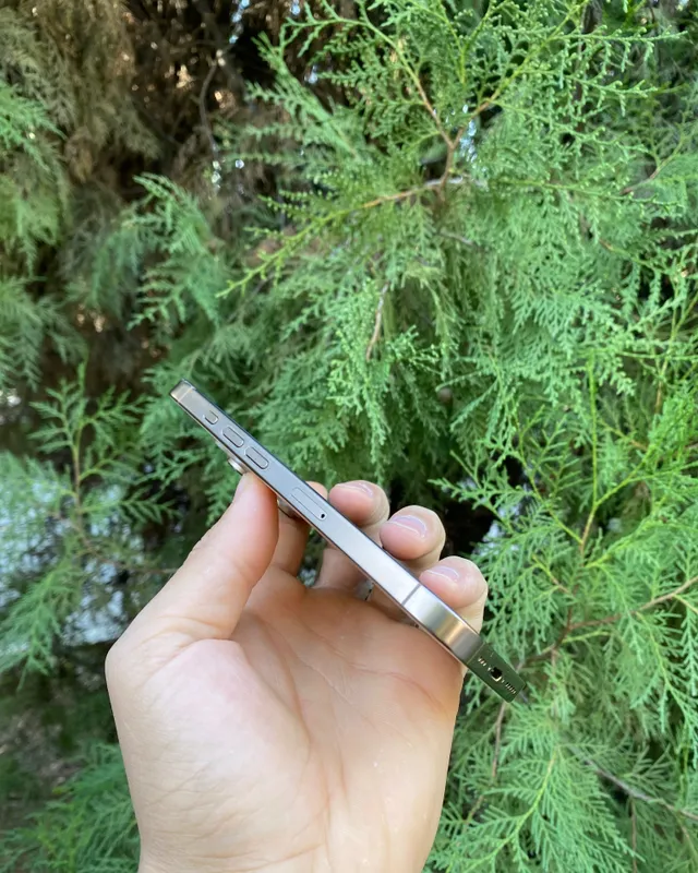 Iphone 16 pro 128 4