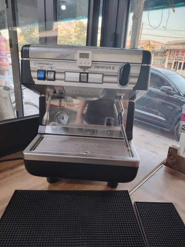 Kofe aparat holati a'lo SIMONELLI NUOVA 1 Kofe aparat holati a'lo SIMONELLI NUOVA 1