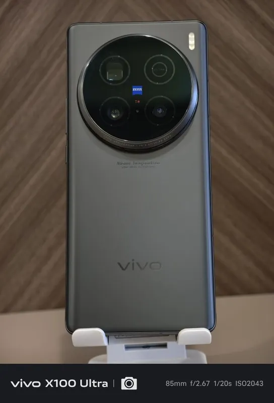 VIVO X100 Ultra 12/256 Black в наличии — фото 1