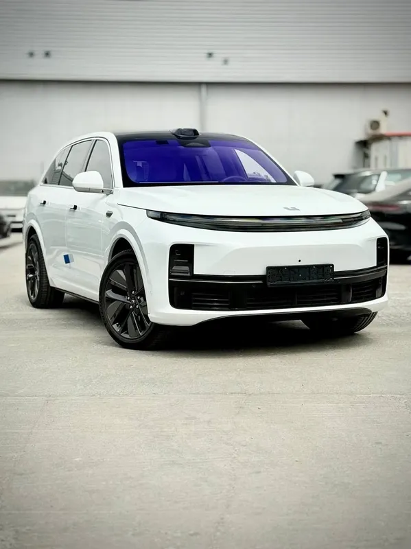 Li 7 Ultra restayling 2025. Notarius srochna sotiladi