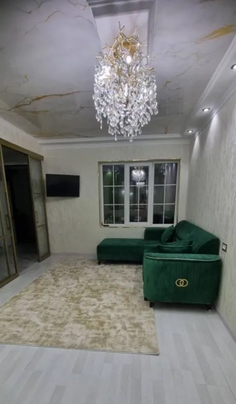 Продажа 2-комн. кв. 60 м² · ID 7330 6