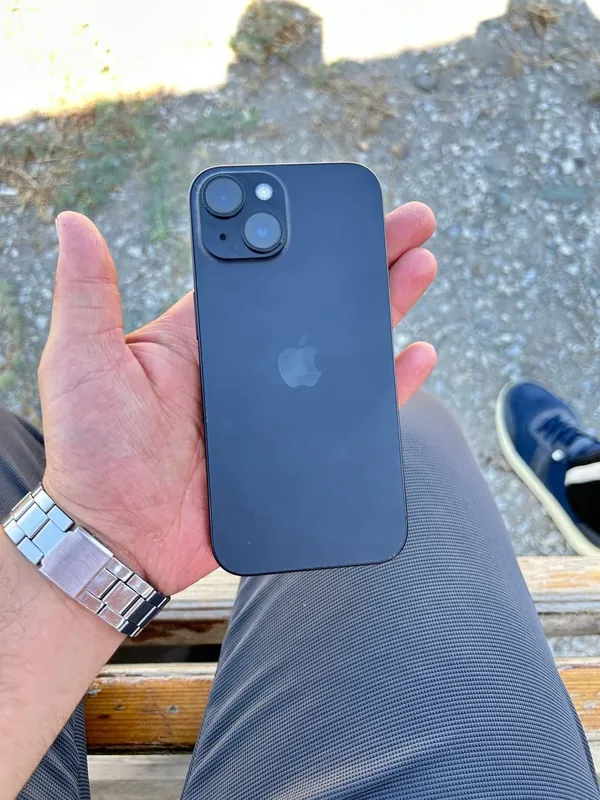 Iphene 15 с гарантия 5