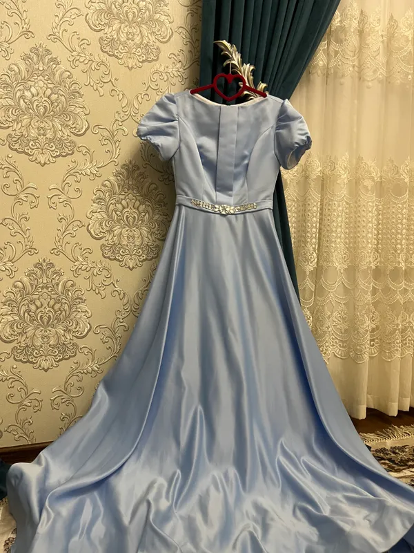 Вечерний платья голубого цвета очень красивый😍 Вечерний платья голубого цвета очень красивый😍
